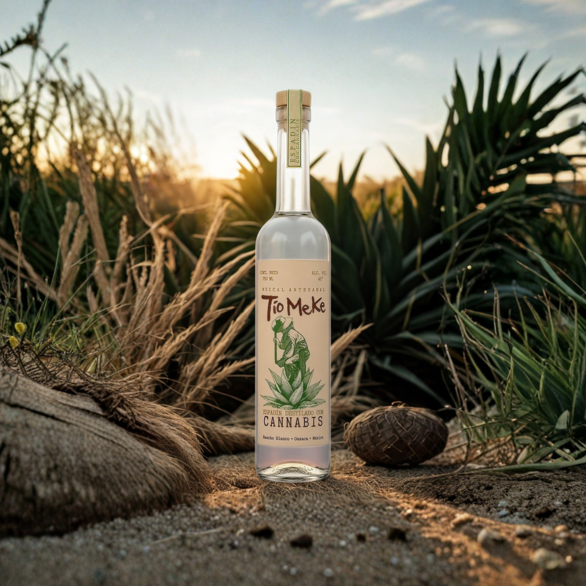 Mezcal Tío Meke Espadín destilado con Cannabis Artesanal 750 ml